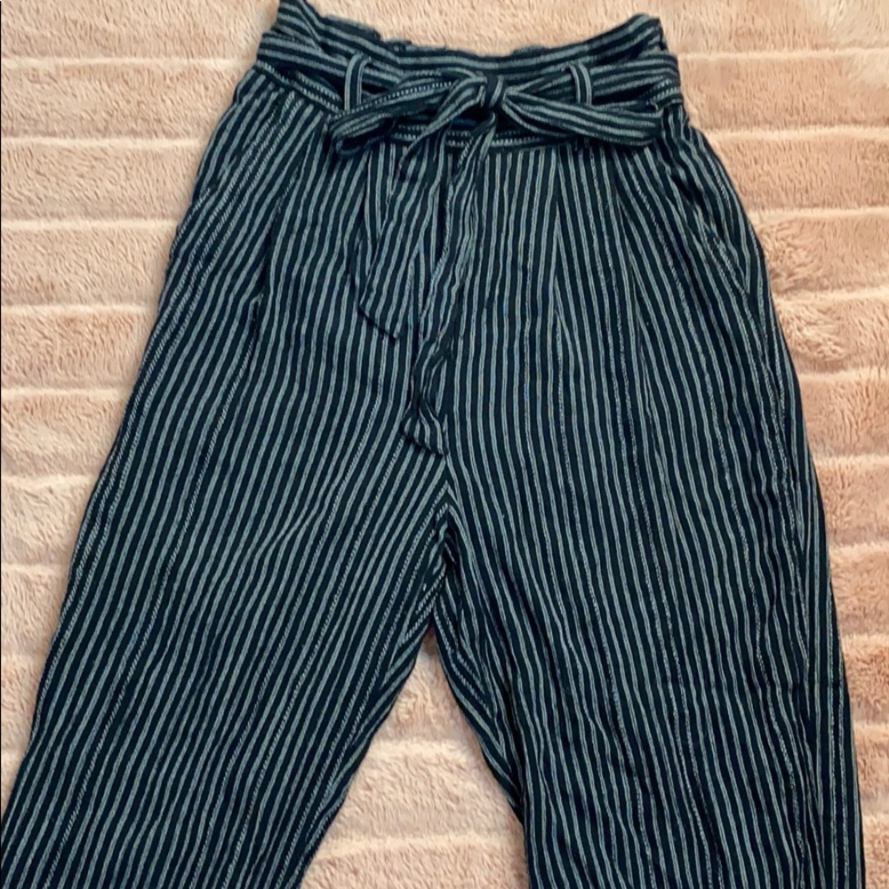 Hollister pants